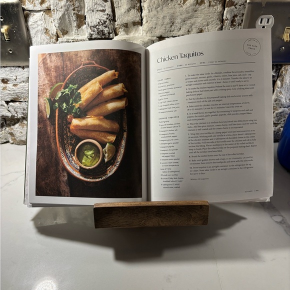 Adjustable Cookbook/Tablet/Canvas Stand Made from Reclaimed Wood - Picture 5 of 5